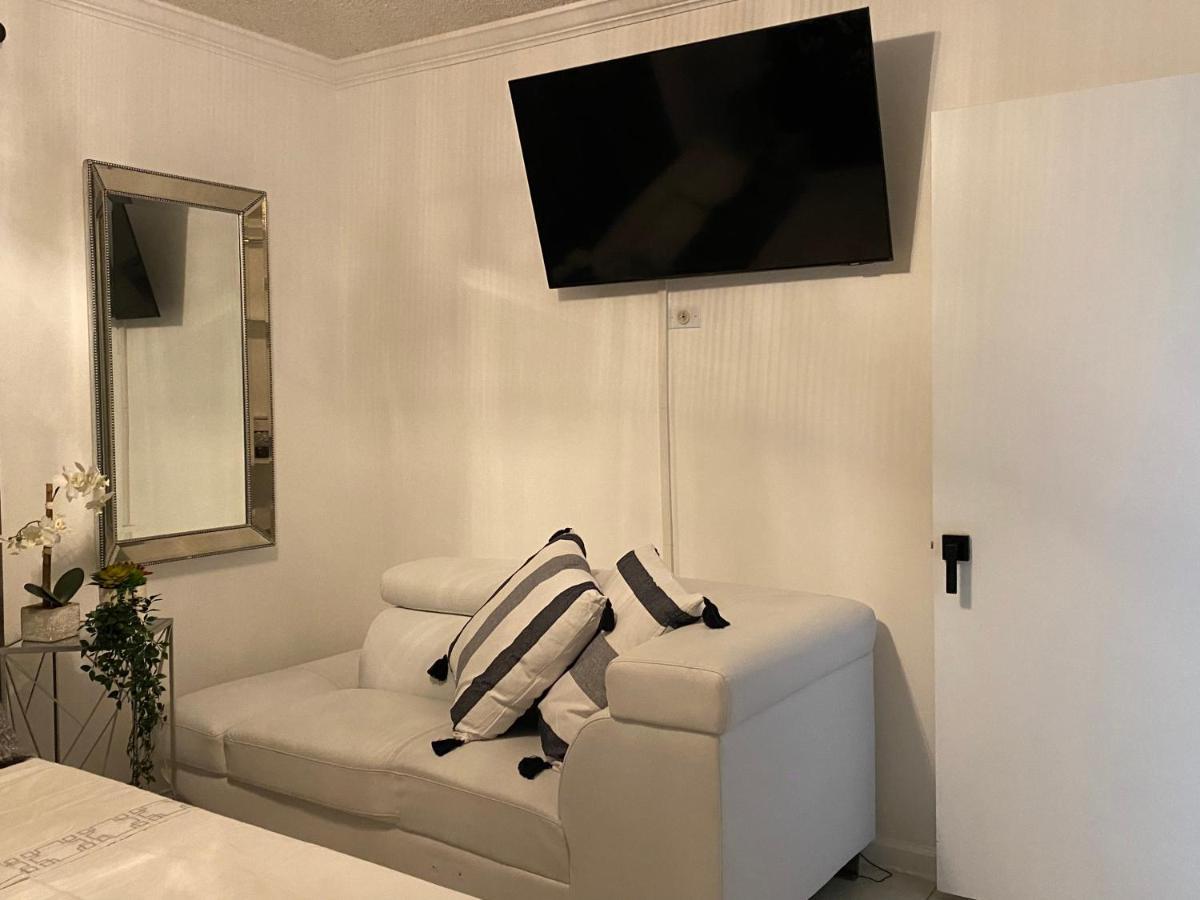 Beautiful House 7 Min From Miami Airport W Free Parking Διαμέρισμα Εξωτερικό φωτογραφία